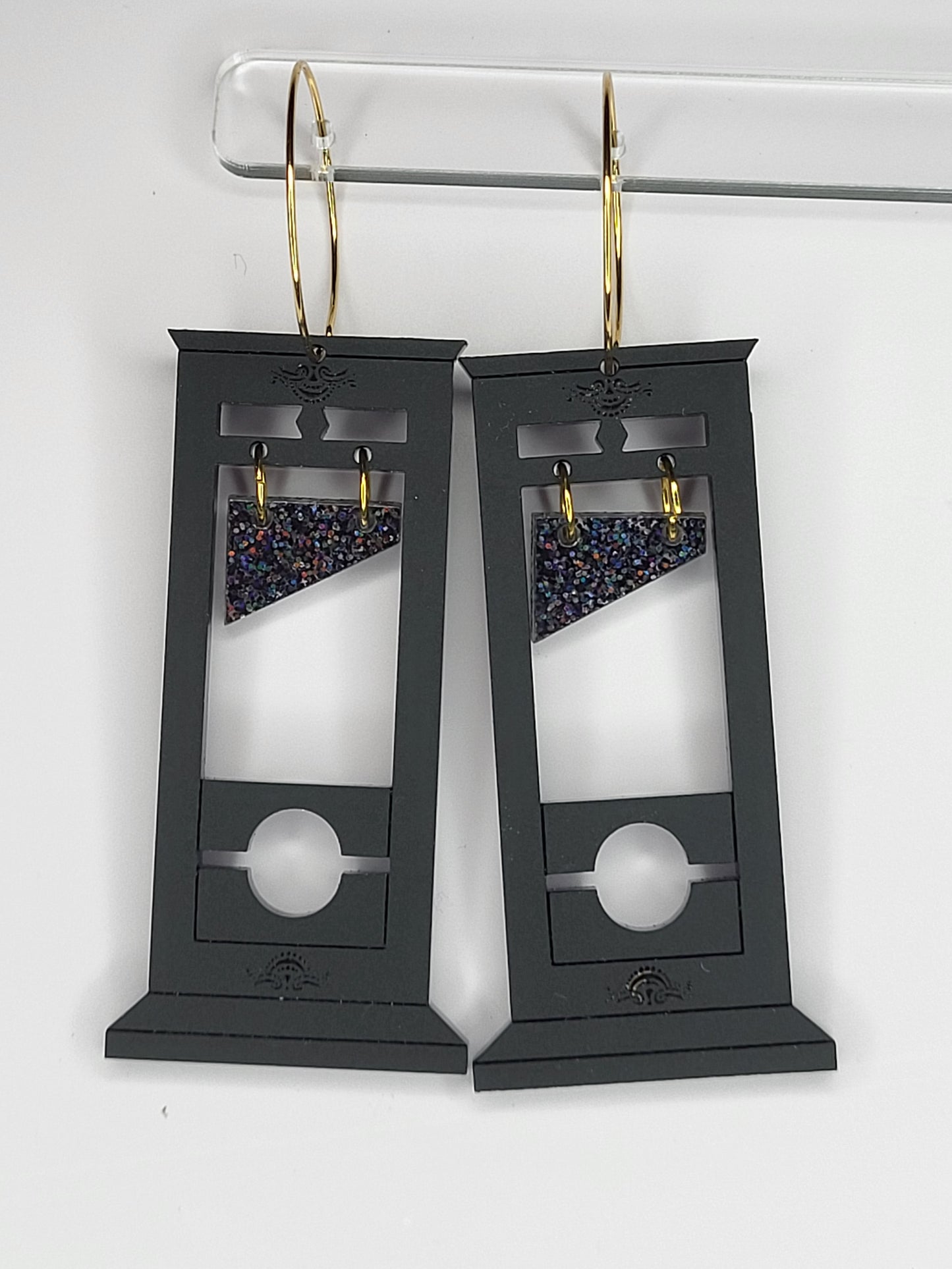 Guillotine Earring